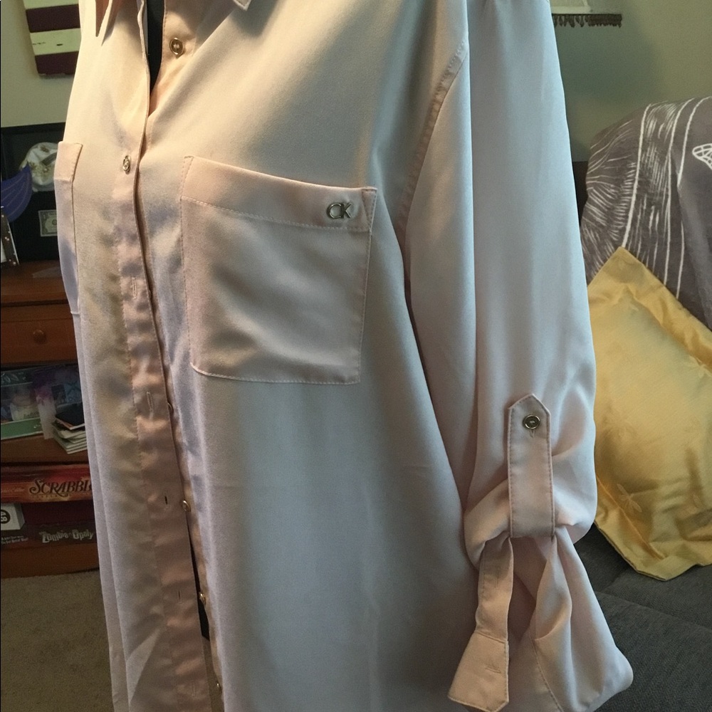 Pink button down blouse - Picture 2 of 4
